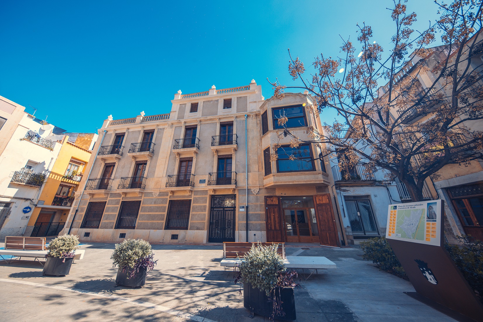 616242843_1401753525329283_5376481605621869424_n